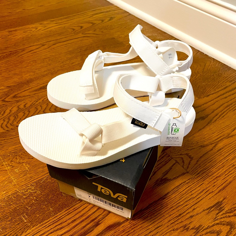 Teva Original White Sandals - Size 7 NWT